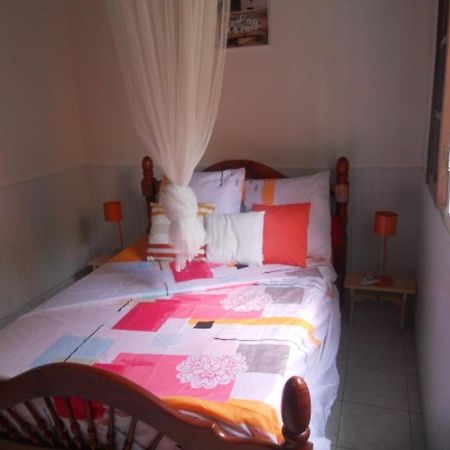 Chez Tatie Juju Sainte-Anne (Grande-Terre) Exterior foto
